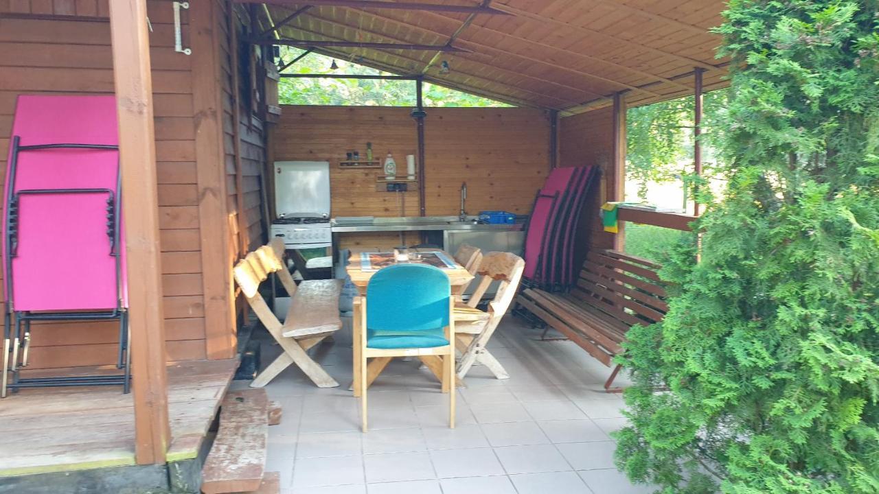 Domki Domek Na Jeziorem Wilczynskim Budzislawskim , Las, Osobno Ogrodzony 2-6 Osob- Klimatyzacja, Ogrzewanie, 62-550 Zygmuntowo Gm Wilczyn Buitenkant foto