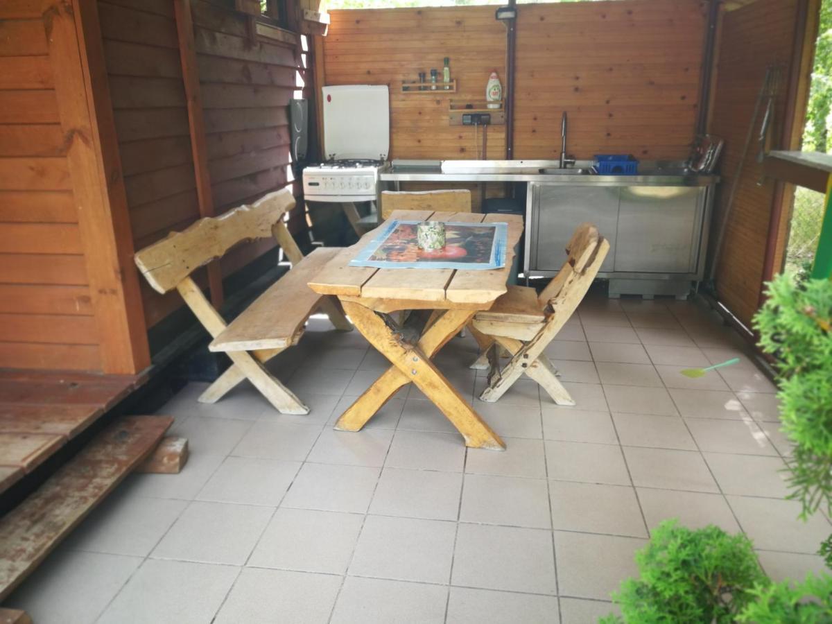Domki Domek Na Jeziorem Wilczynskim Budzislawskim , Las, Osobno Ogrodzony 2-6 Osob- Klimatyzacja, Ogrzewanie, 62-550 Zygmuntowo Gm Wilczyn Buitenkant foto