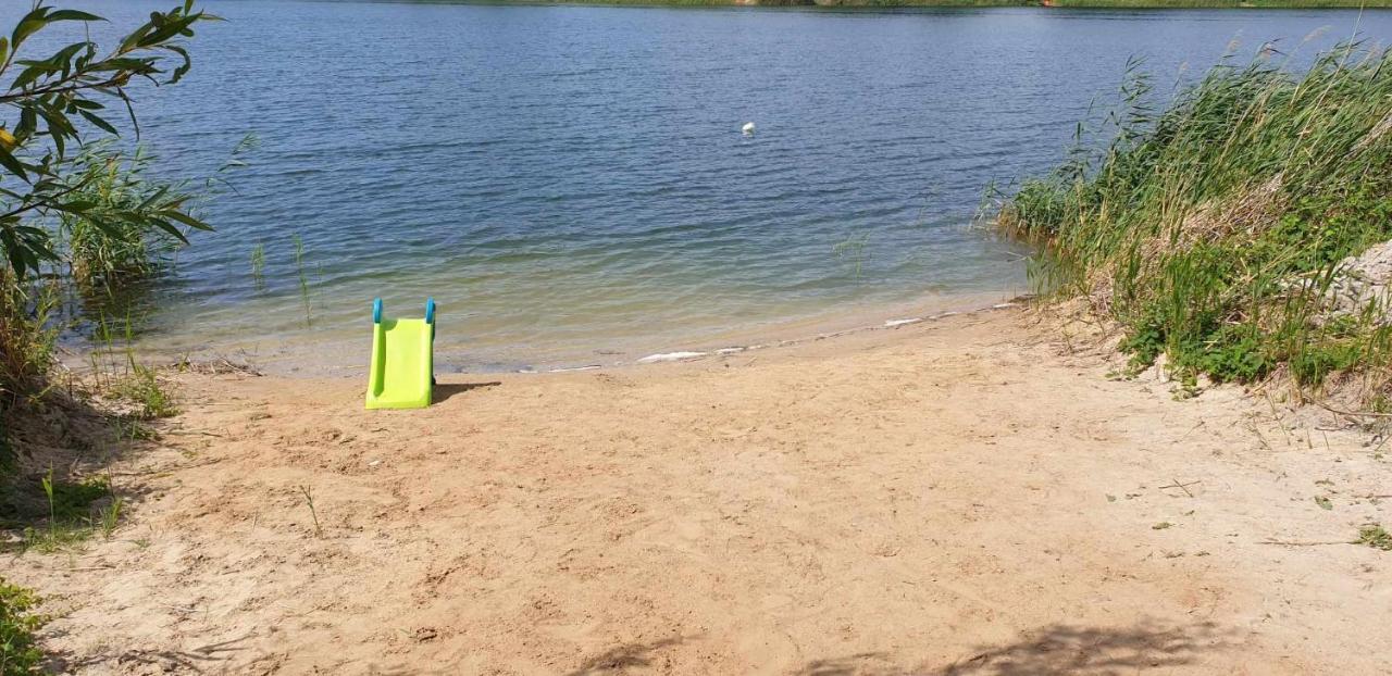 Domki Domek Na Jeziorem Wilczynskim Budzislawskim , Las, Osobno Ogrodzony 2-6 Osob- Klimatyzacja, Ogrzewanie, 62-550 Zygmuntowo Gm Wilczyn Buitenkant foto